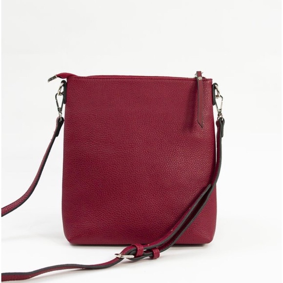 jessica moore Bags Jessica Moore Women Venture Crossbody Bag Berry